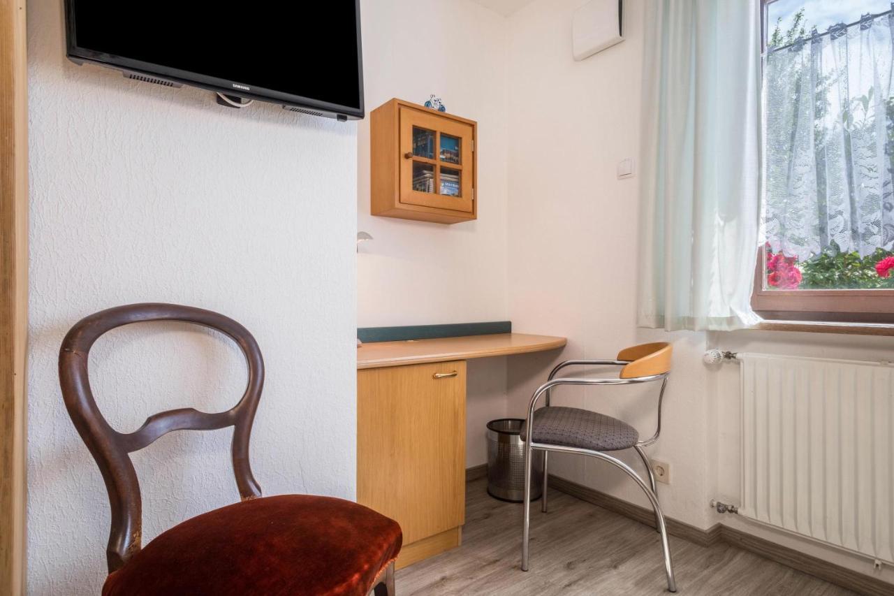 Bett Und Fruehstueck Bei Gertrud Apartment Hergensweiler Ngoại thất bức ảnh
